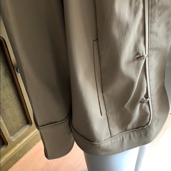 Jacket - Picture 4 of 13